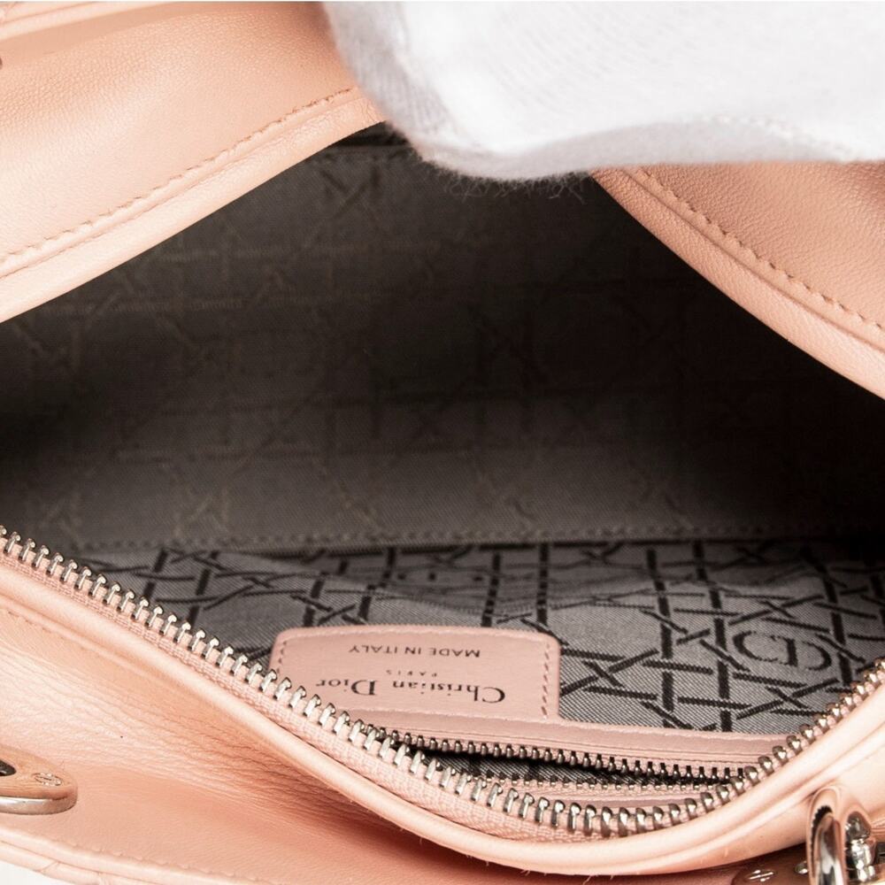 Christian Dior Medium Lady Dior Bag in Pale Pink Cannage Lambskin Leather - Picture 9 of 10